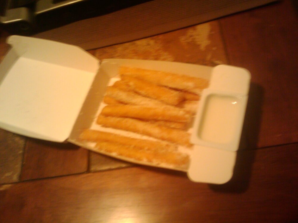 pasadena, tx :: funnel cake sticks w/ icing from burgerking, yummmm