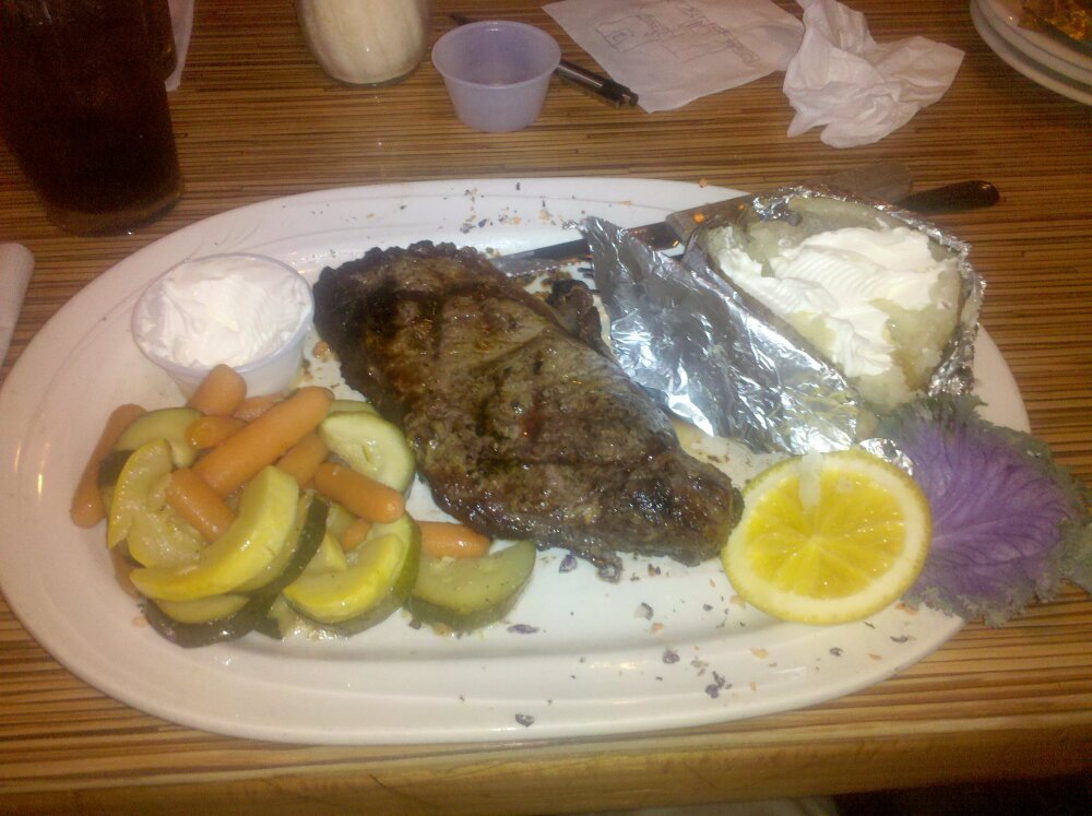 Periwinkles - Auburn MA :: Steak Dinner - very good