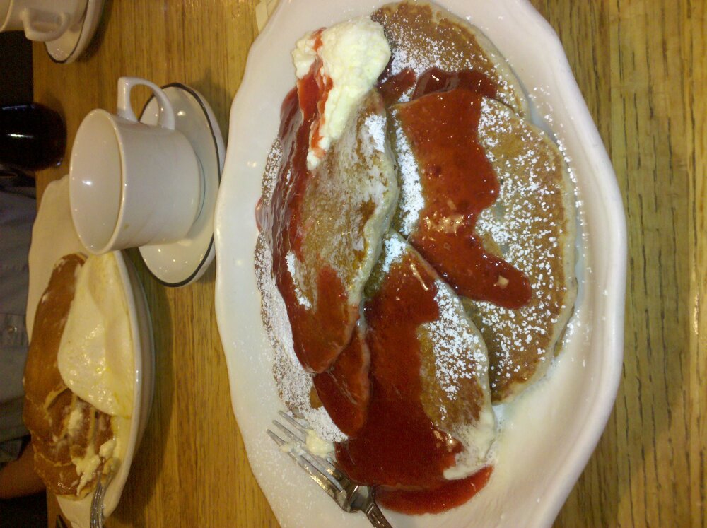original pancake house not to be confused. w/ihop :: bran pancakes w/strawberry composte