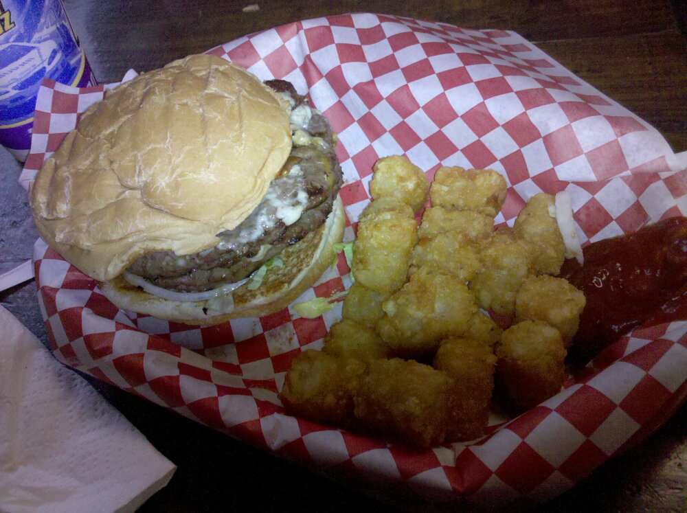 IttyBittyBurgerBarn Houston Tx :: BlueCheese and Bacon Burger & Tots. Serious 1/2 lb that doesn't skimp on the Bacon and BlueCheese.