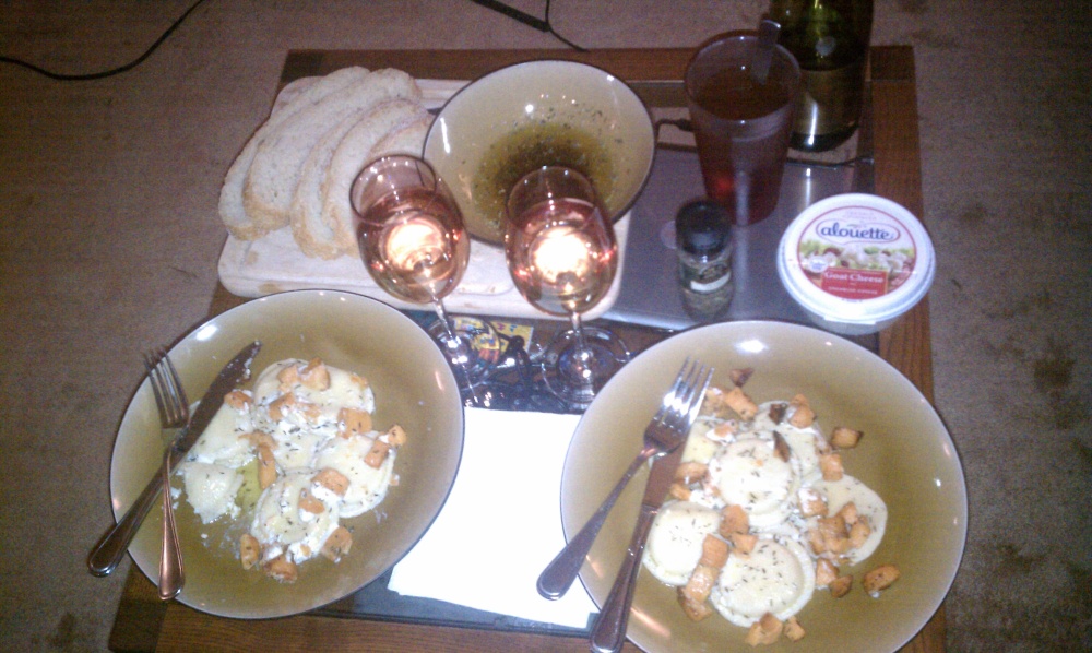 NJ :: Cheese Ravioli with olive oil thyme and baked sweet potatoes with Calabrese bread