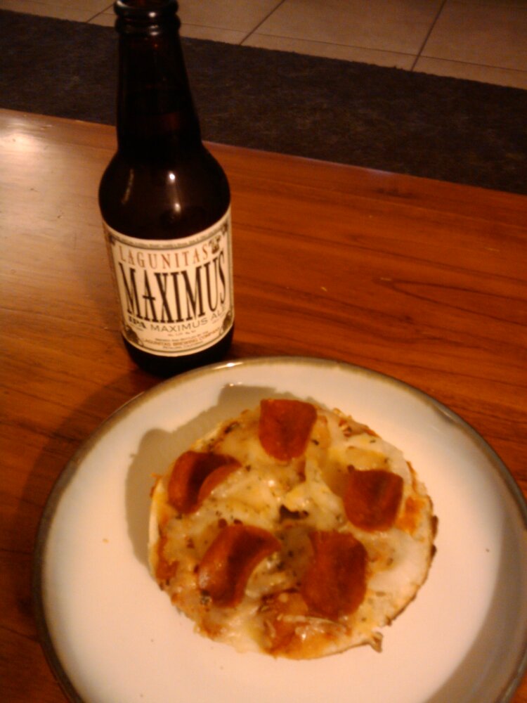 Orlando  :: parmesan bagel, sweet basil sauce, sweet onion,pepperoni, mexican 5 cheese, Italian seasonings. Lagunitas Maximus IPA beer @ 7.5% alcohol content. No verbs needed, only adjectives like delicious.    