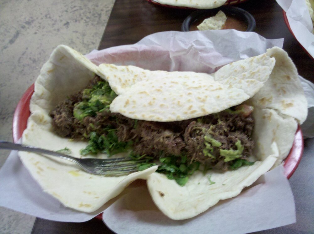 Los Gallo's NEW BRAUNFELS TX :: Oh Boy The Biggest Barbacoa taco. this Taco was 13 in and had pound1/2 of Barbacoa Yum