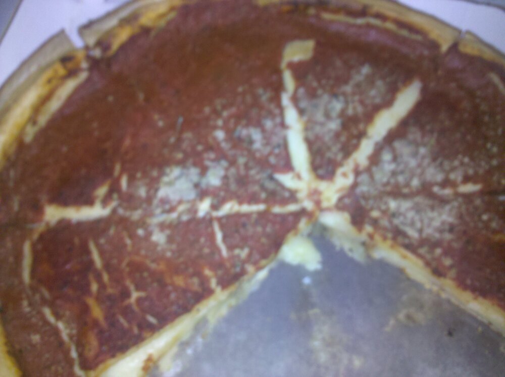Chicago  :: deep dish Chicago style pepperoni pizza 