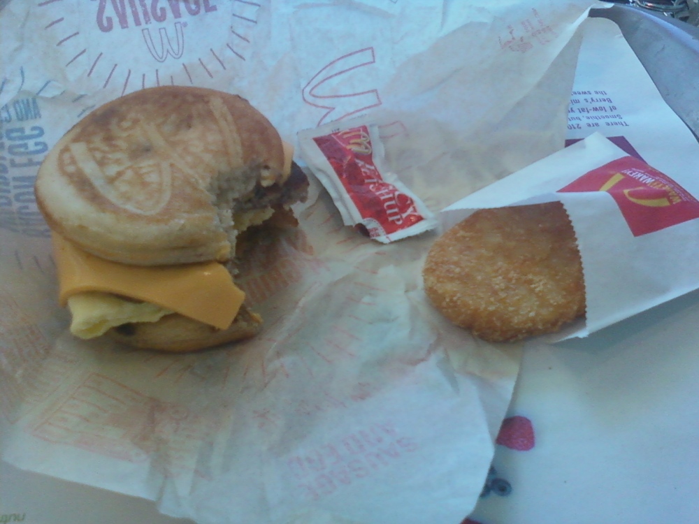 Merrimack, NH, USA :: I do love the McDonald's McGriddle with a hashbrown and sweet tea.