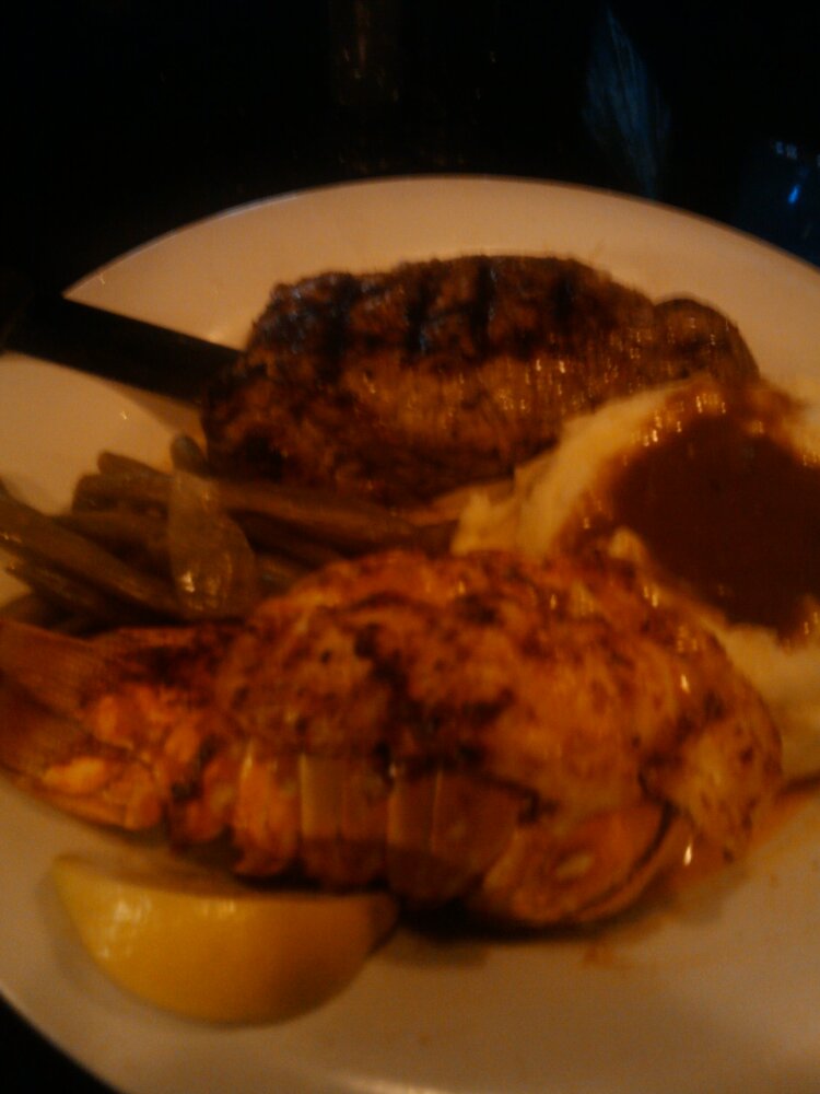 Mikes irish pub. Miami :: Surf Turf, 