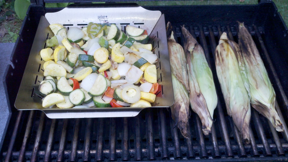 Milford NH :: grilled veggies: green and yellow squash, red and green peppers, white onions; yellow and white sweet corn; chicken and sausage after veggies were done; all tasted great.
