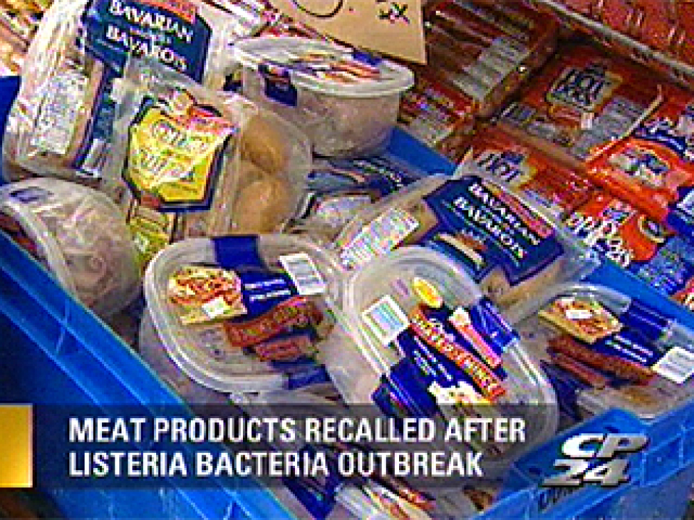 NEWS US Nationwide ::  Zemco Industries in Buffalo, New York, has recalled approximately 380,000 pounds of deli meat that may be contaminated with bacteria that can cause a potentially fatal disease, the U.S. Department of Agriculture announced Monday.
The products were distributed to Wal-Marts nationwide, according to the USDA's website.
The meats may be contaminated with Listeria monocytogenes, which was discovered in a retail sample collected by inspectors in Georgia. The USDA has received no reports of illnesses associated with the meats.

(more info on the link i put up)