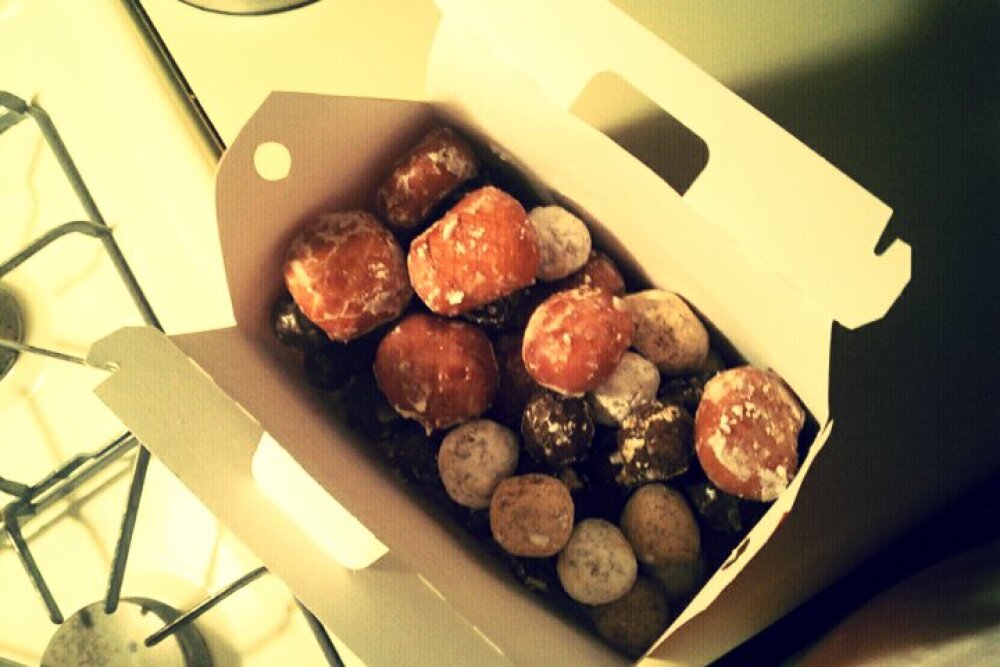 ALLENTOWN,PA :: munchkins after work.