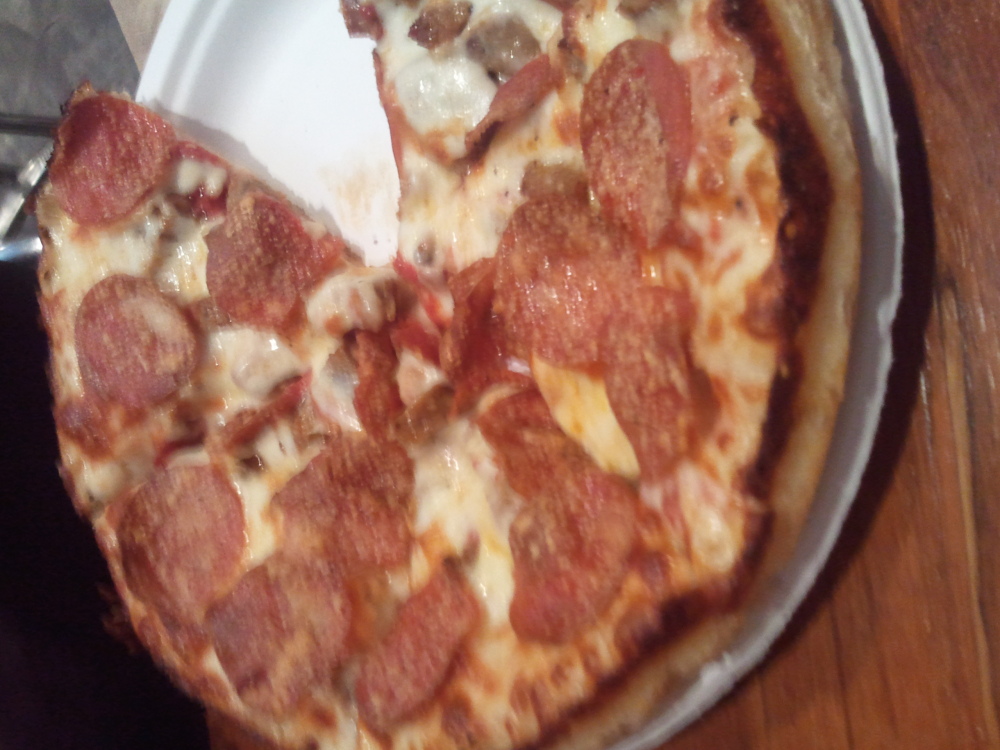 Mia,fl :: 3Meat Pizza