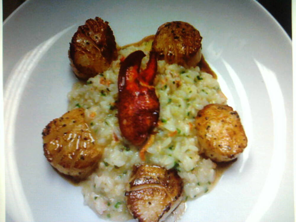 eastern ct  :: lemon zest scallops with lobster basil risotto