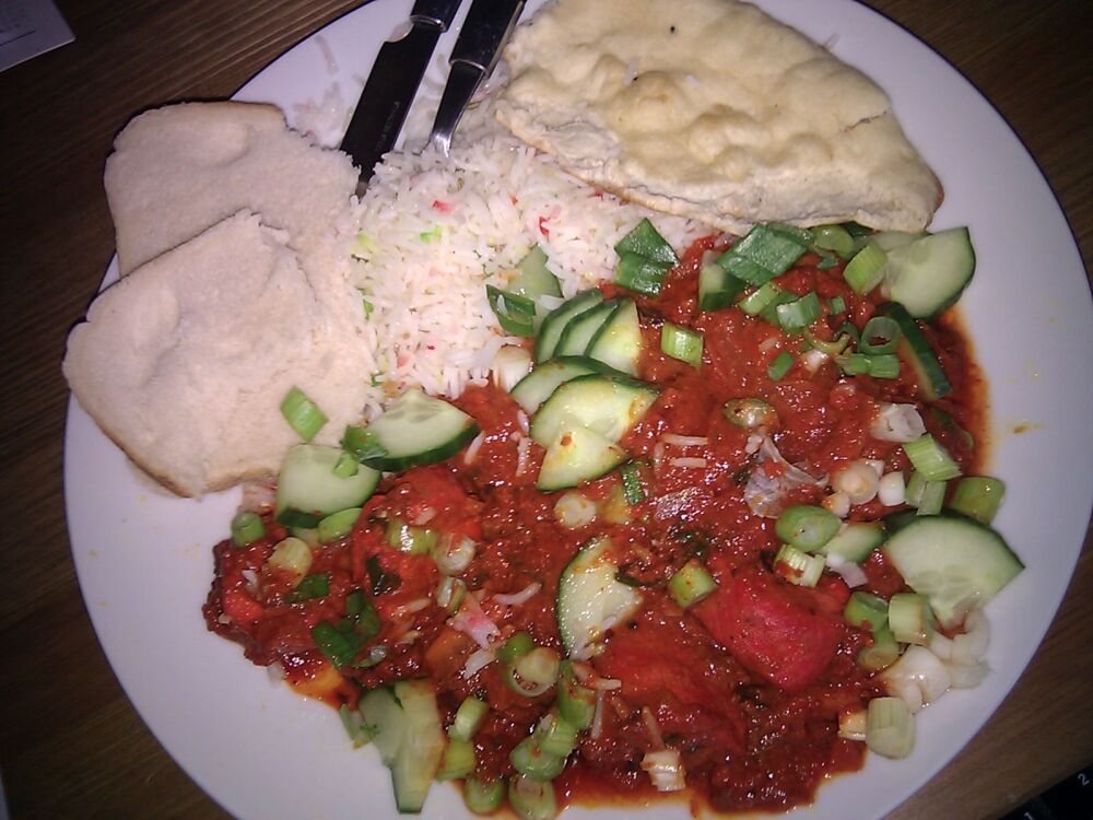 manchester uk :: jalfrezi with cucumber an spring onion mmmmm