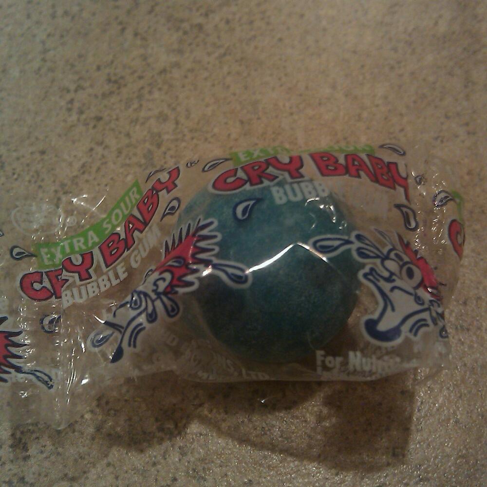 AZ :: crybaby sour gum ball so sour it hurts really bad 