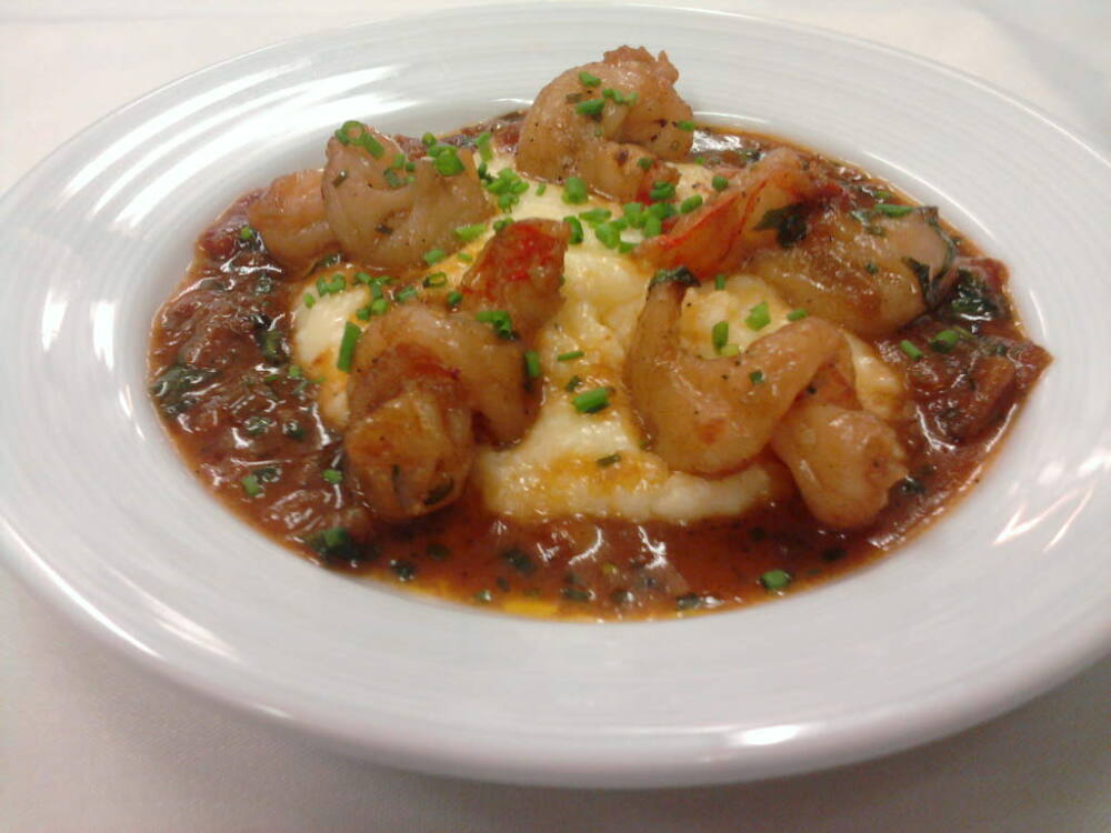 eastern ct :: curly q shrimp with buttered grits and a sweet creole sauce