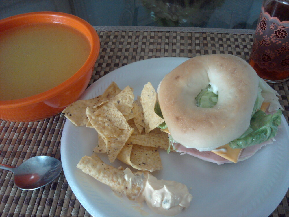 La Joya TX  :: bagel sandwich, rice&chicken soup,chips 