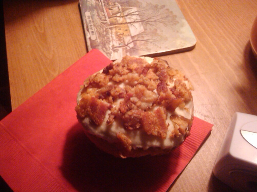 Tacoma, WA :: bacon, french toast cupcake. made by my talented older cousin. Happy Holidays!