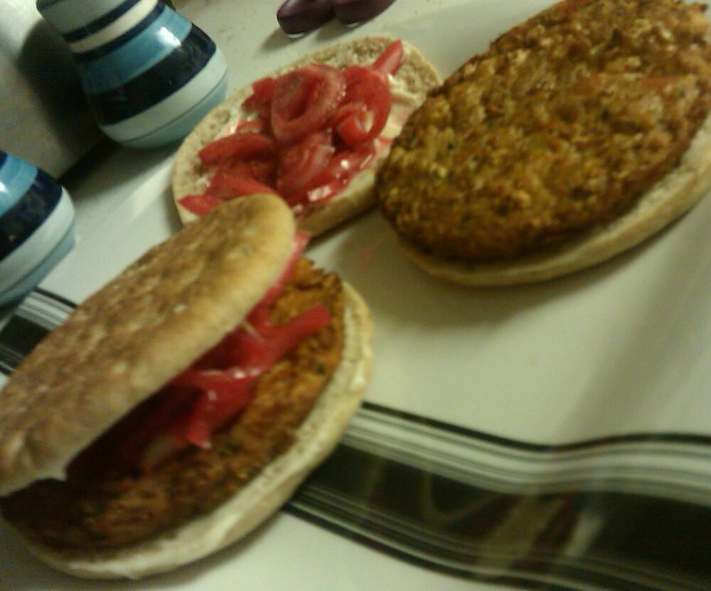 home Baltimore md :: turkey burgers with ff mayo & my beeted onions