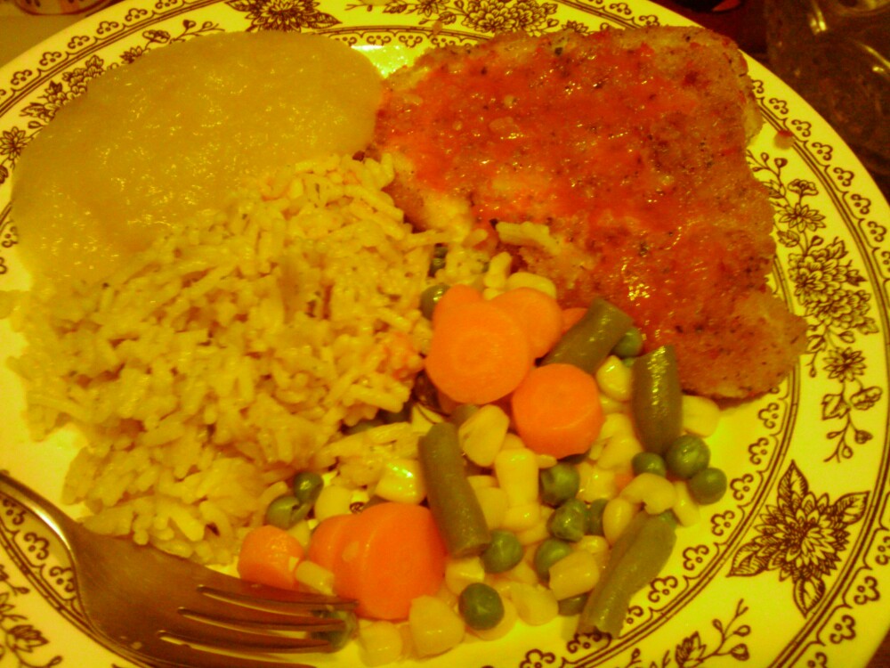 1St Ward :: breaded salmon with chalula~mixed vegetables~garlic butter rice~apple sauce   