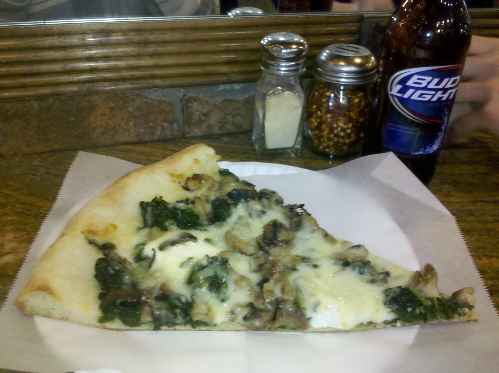 St Augustine, FL :: spinach, mushrooms, mozzarella, and ricotta