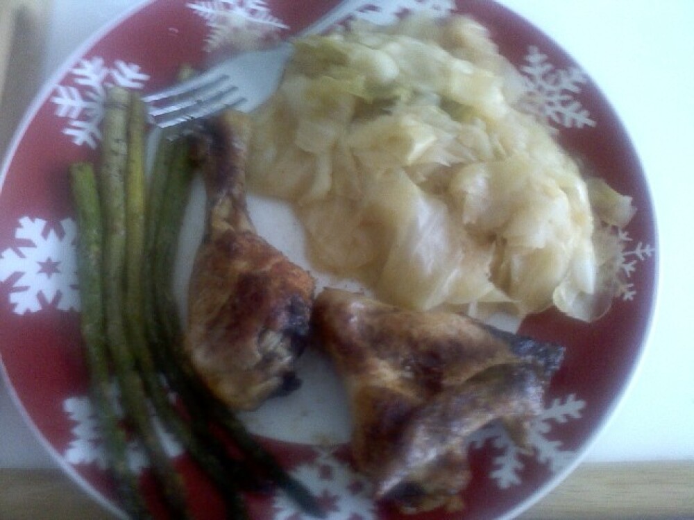 St paul mn :: Boiled cabbage, tender baked chicken, and crispy buttery baked asparagus