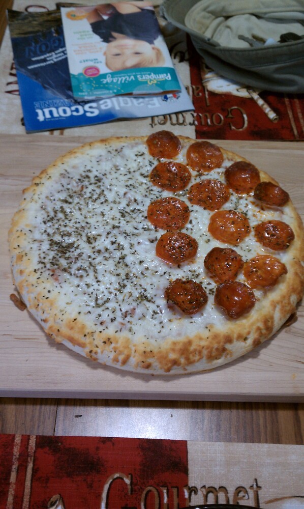 new britain CT :: price chopper frozen pizza with added goodies
