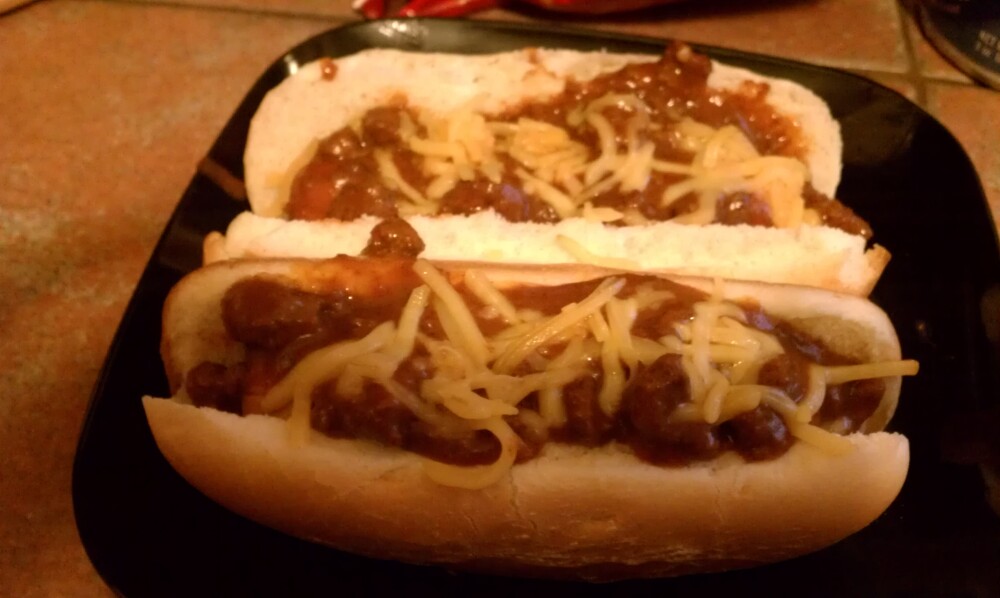 La Joya TX. :: Home made Chili&Cheese Hotdogs