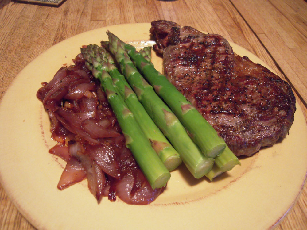 My house Cambridge, MA :: This is a rib-eye steak - asparagus - caramelized onion canape on a plate insted of toasted bread... and I did not eat the plate... I bet the plate was happy to be part of this meal!