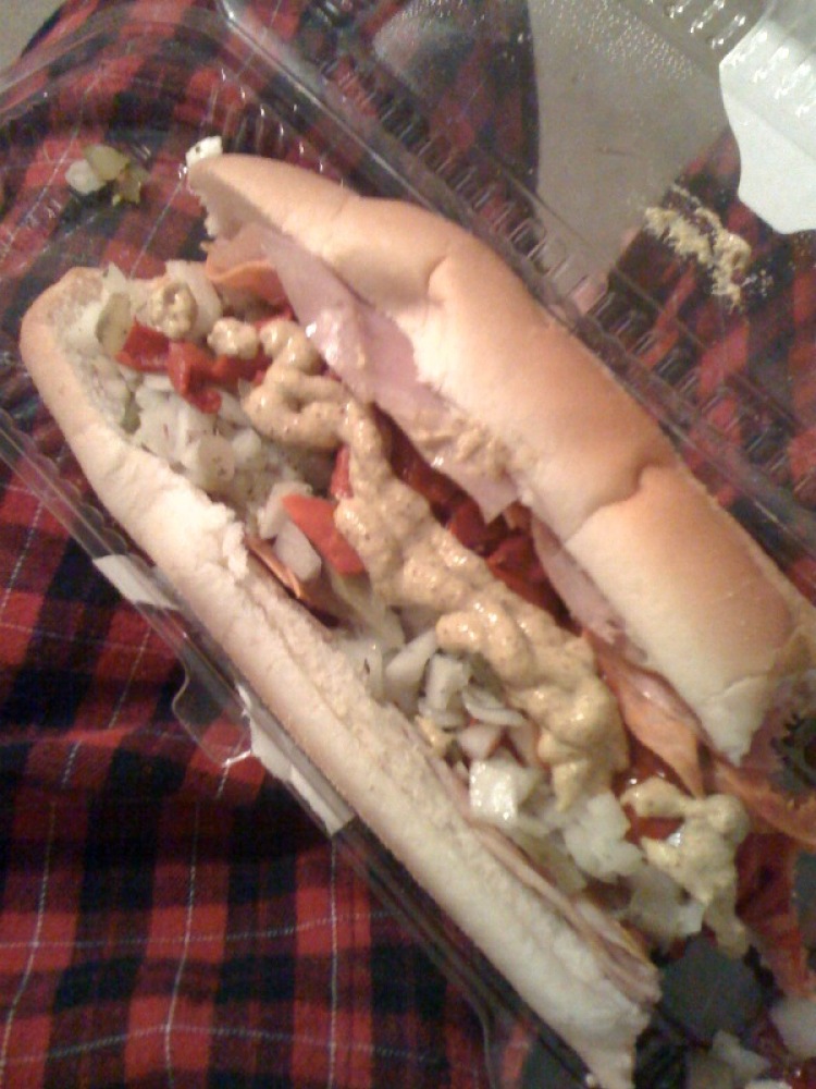 My House Cambridge, MA :: I picked up this wounderfull hoaggie at 7-11 the other evening... it was pretty bad but it only cost me $5 for a 12 inch sub with lots of meat and thigns on it!" what a"bargain!!" I added some Sriracha and mustard and wow did that change my"cheap $5 sub!" and I ate the whole thing!"