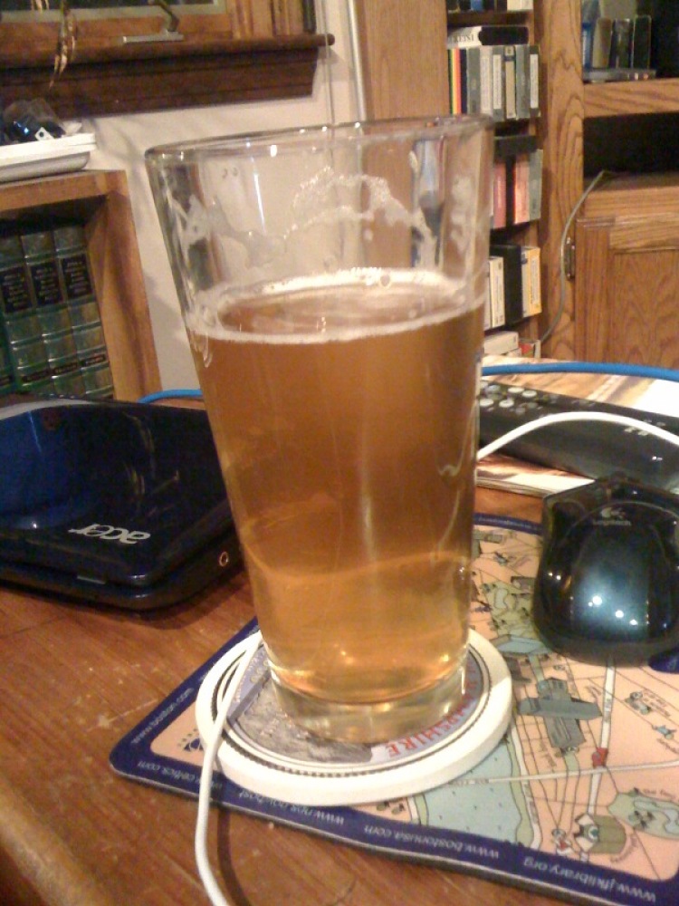 Parents House Milford, NH :: this is a Saison Royale from Harpoon from there Leviathan Series!!!  its strong and not bitter!!  