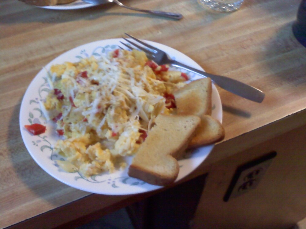 The Kitchen, Milford, NH :: 3 Eggs with fresh red pepper and onions, and grated cheedar on the top - a warm luch on a cool Fall day in NH