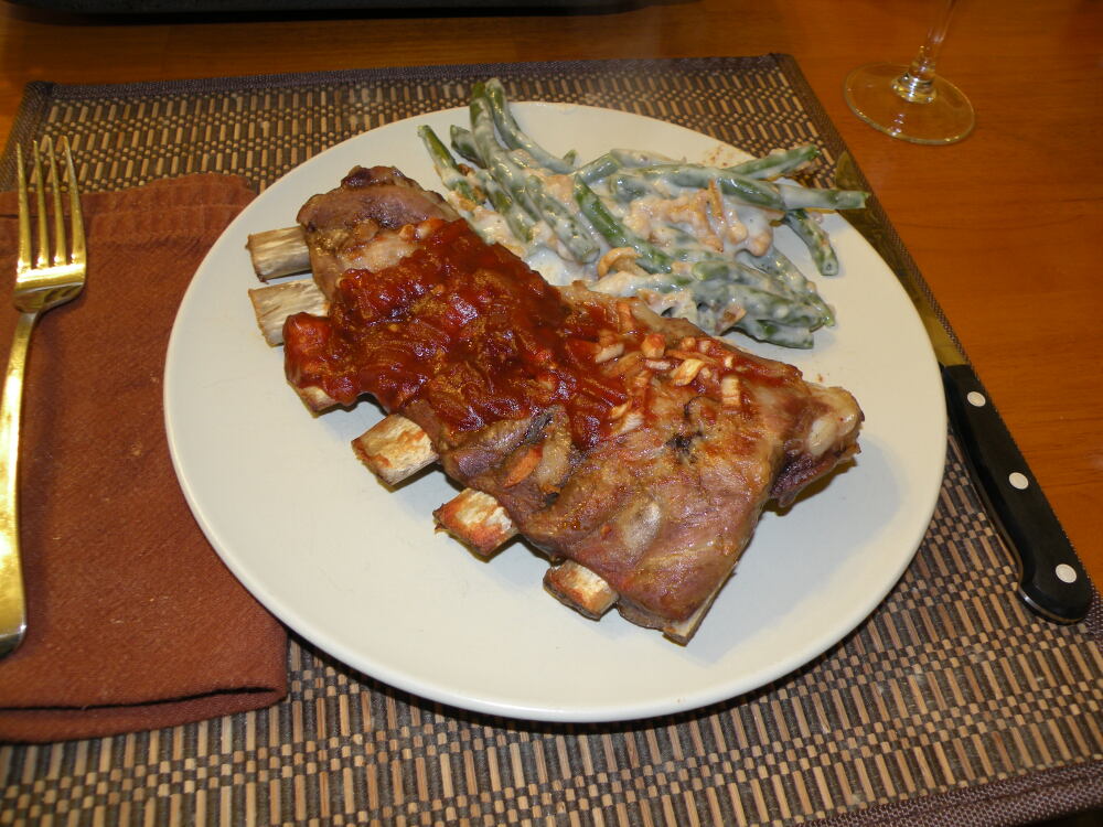 Greenbelt, MD :: Green bean casserole, ribs, and my awesome rib sauce! Aren't you jealous that this is what we had for Thanksgiving?