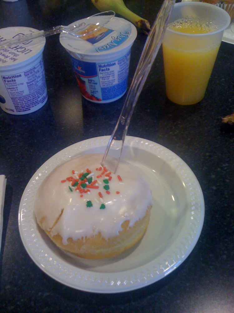 fairfield Inn by Marriott Rockford, IL :: I eat my donuts with a knife... but not all the time